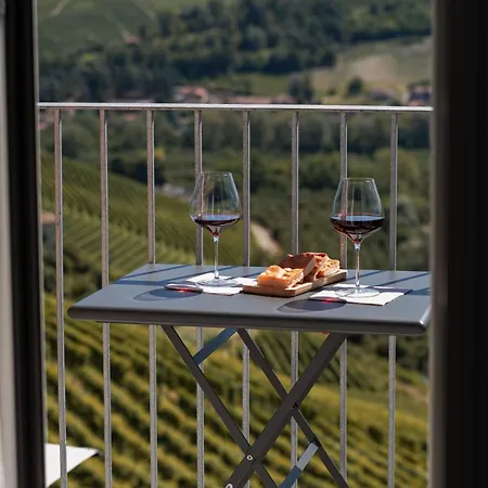 Lantgård Respira - & Serralunga d'Alba